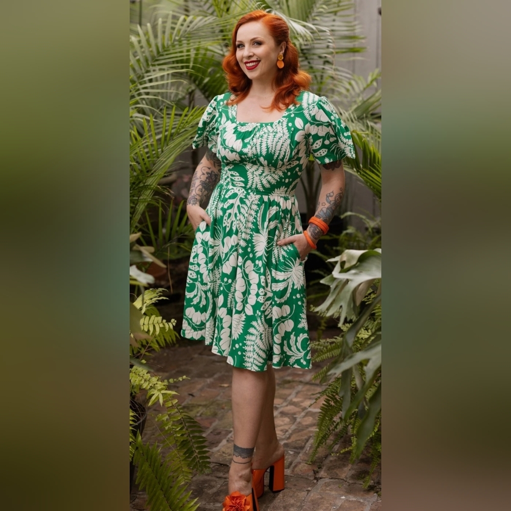 Trashy Diva Botonist Stork Club Dress 16 BNWT